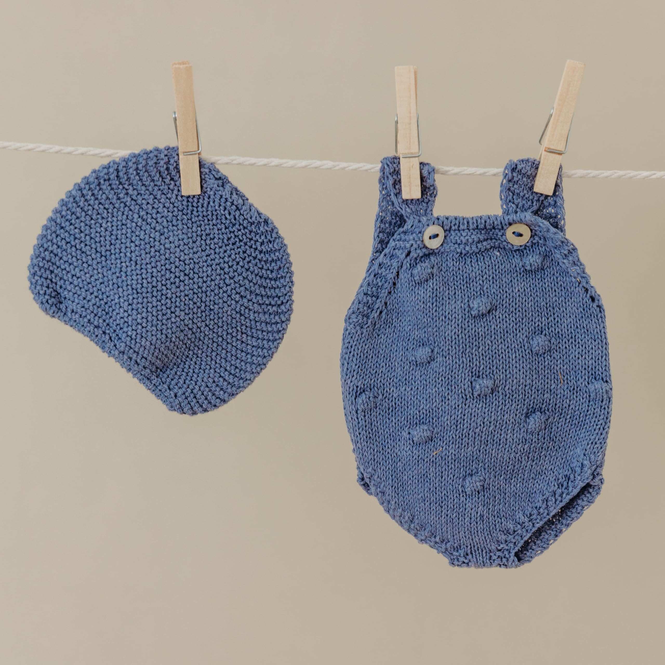 Miniland Dolls Strickset 31655 Strampler Mütze Blau 32cm