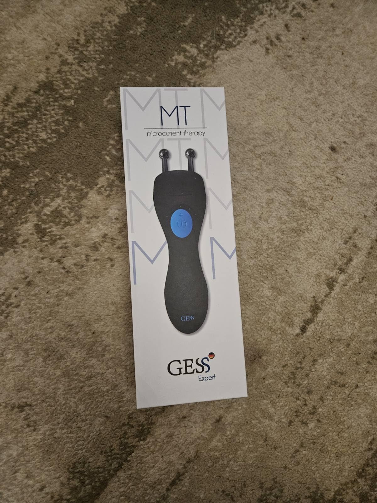 GESS MT Mikrostrom Gesichtsmassagegerät EMS Anti-Aging Batterie