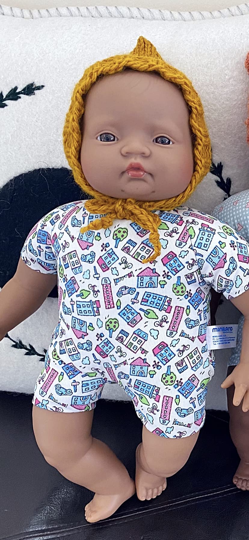 Miniland Dolls 31067 Babypuppe 40 cm Südamerikanisch