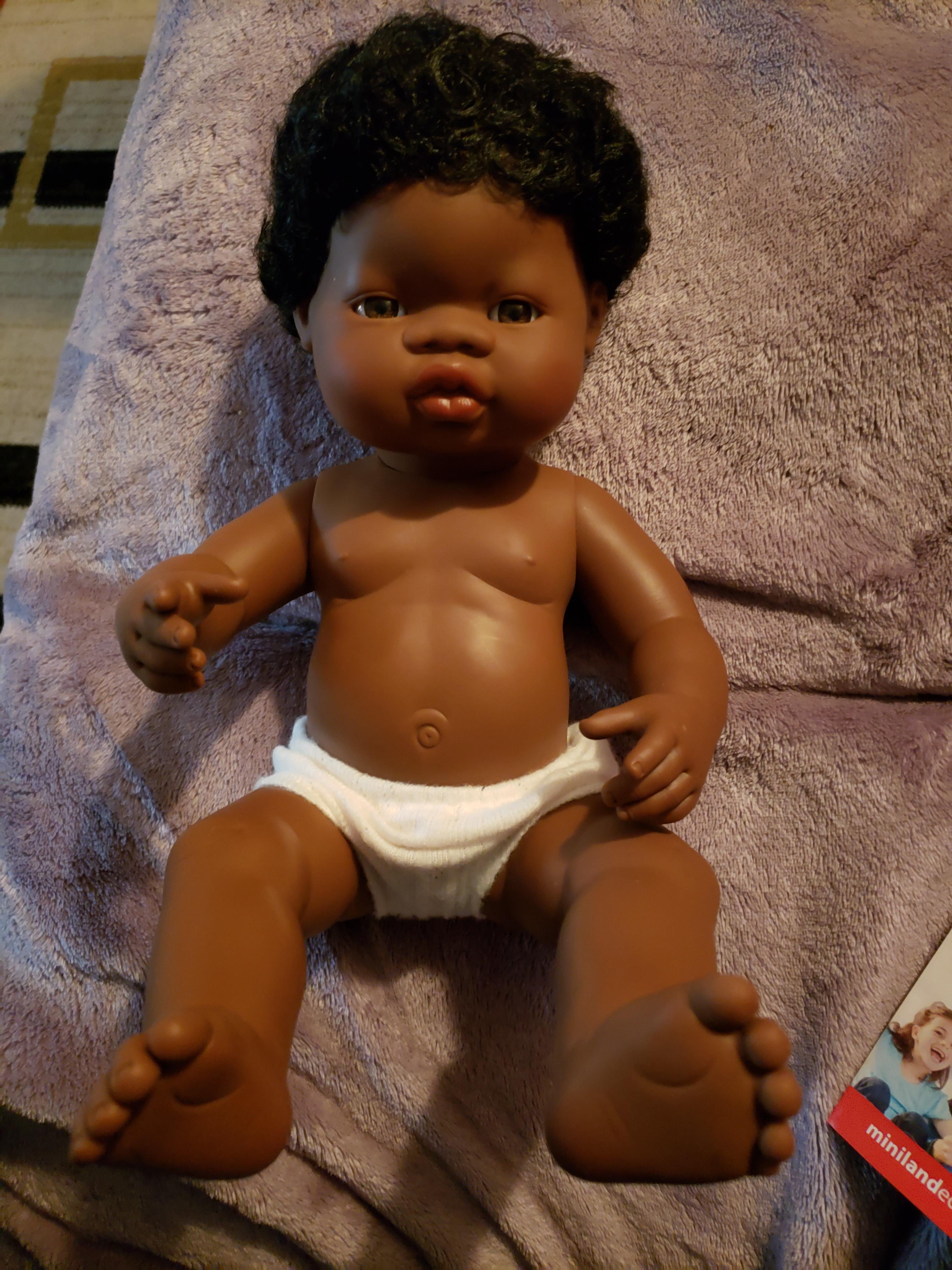 Miniland 31053 Babypuppe Afrikanischer Junge 38 cm Puppe