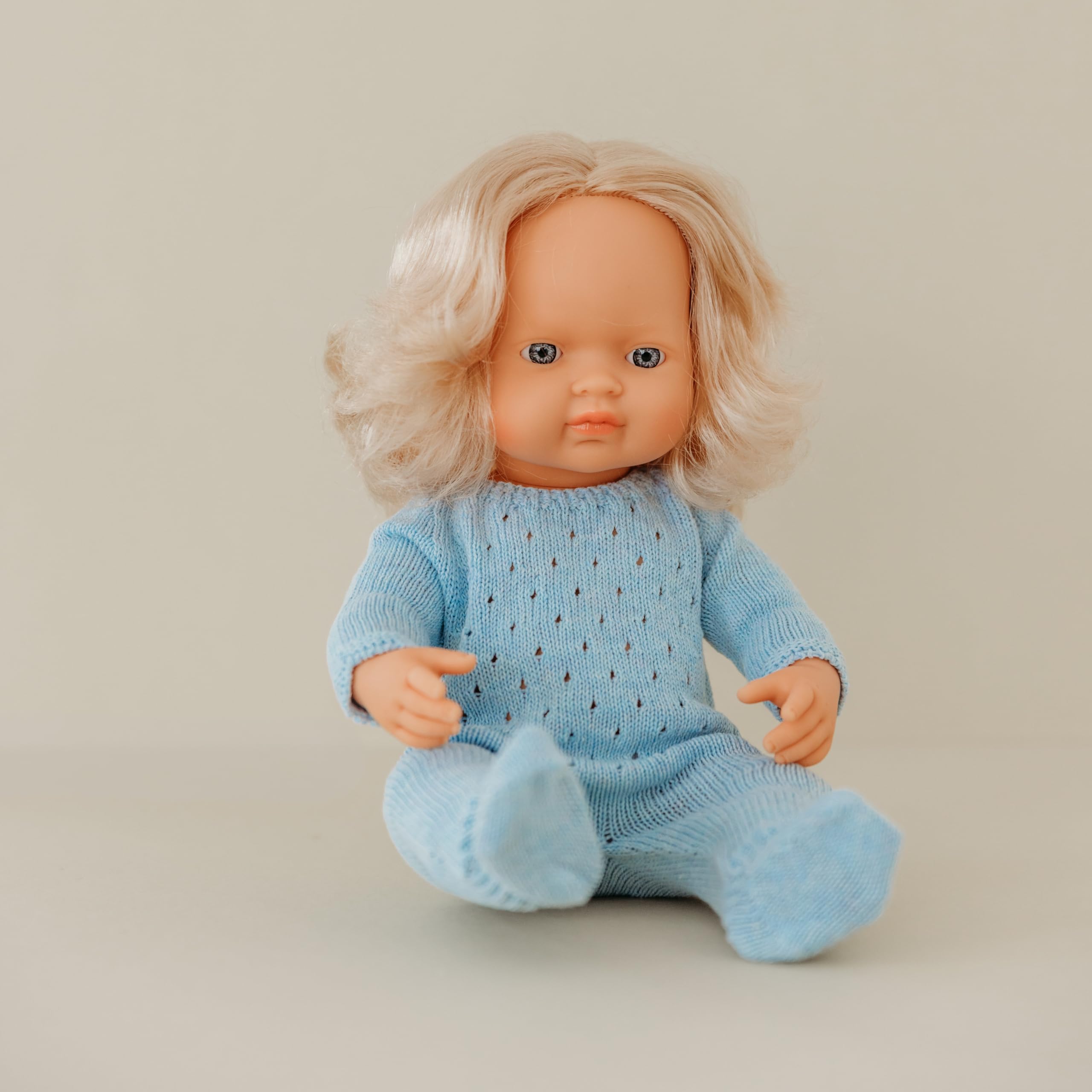 Miniland Dolls Strickpyjama blau Puppenkleidung 38 cm recycelt