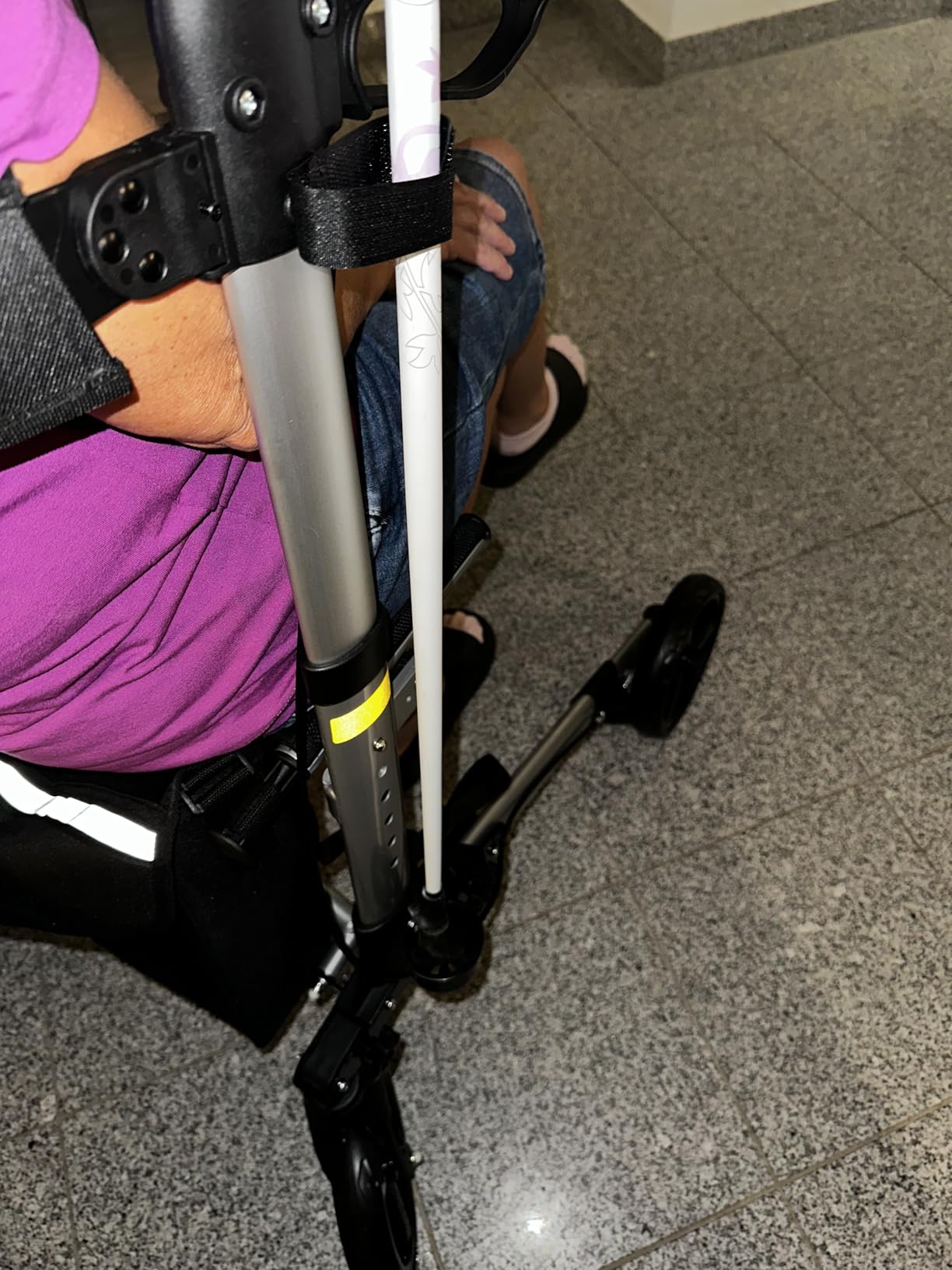 Sitwell Aluminium Rollator Faltbar Blau Gehhilfe 136kg