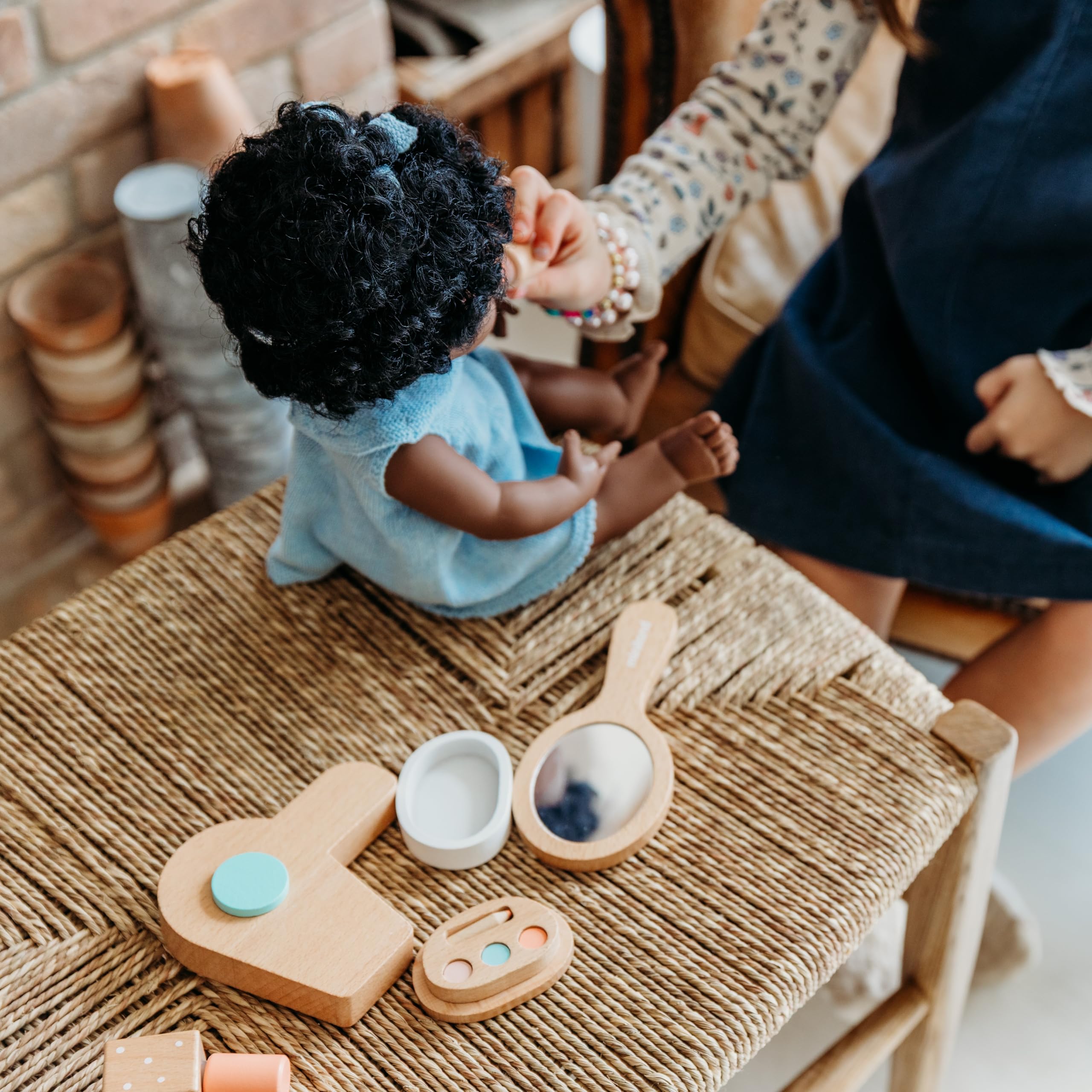 Miniland Dolls Schönheitsset Holz Puppenzubehör Koffer 7-teilig