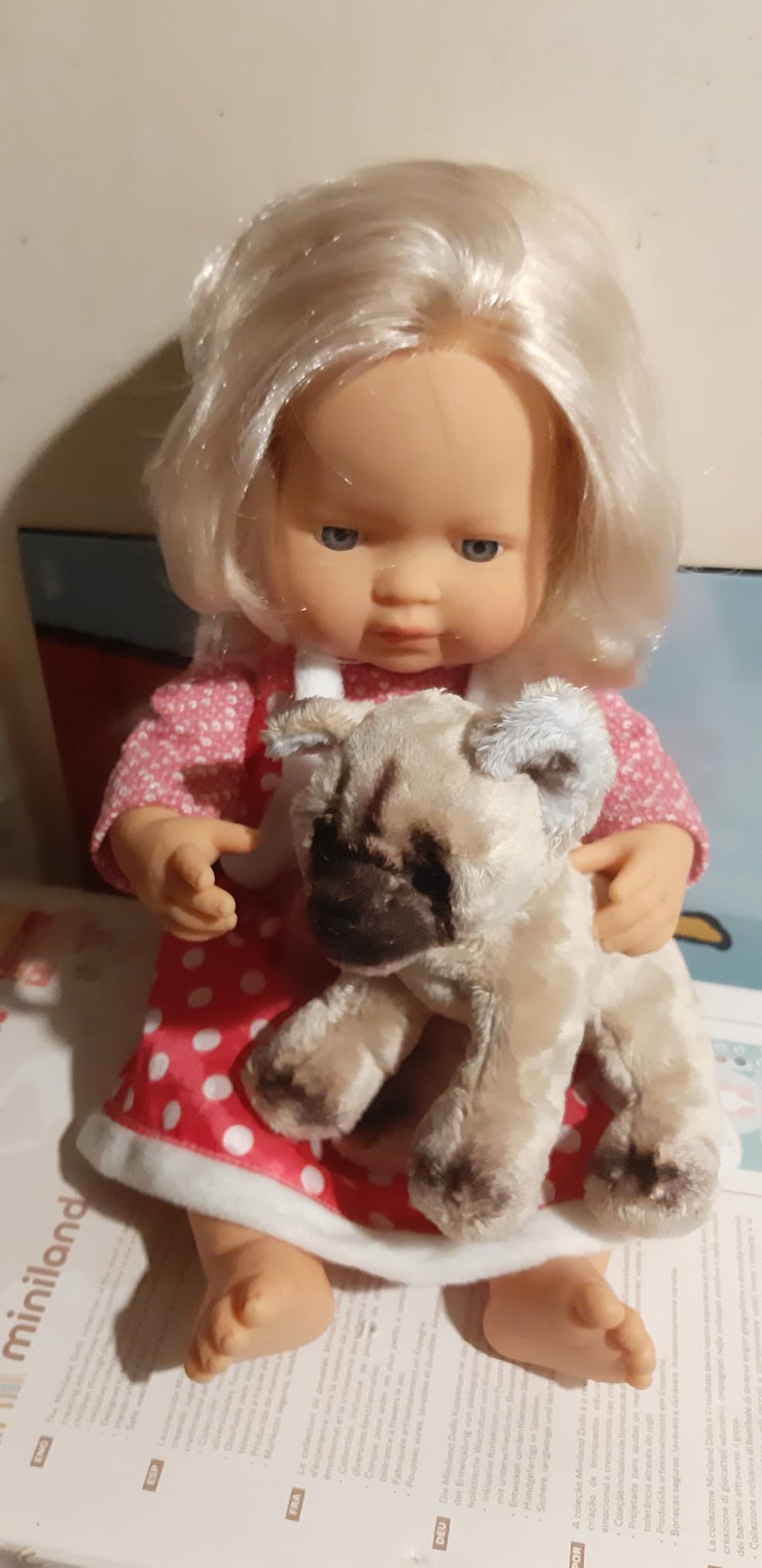 Miniland Babypuppe europäisches Mädchen 38cm Vinyl