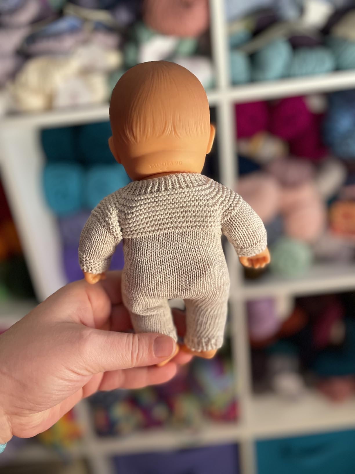 Miniland Dolls Strickpyjama beige für 21 cm Puppen Recycling