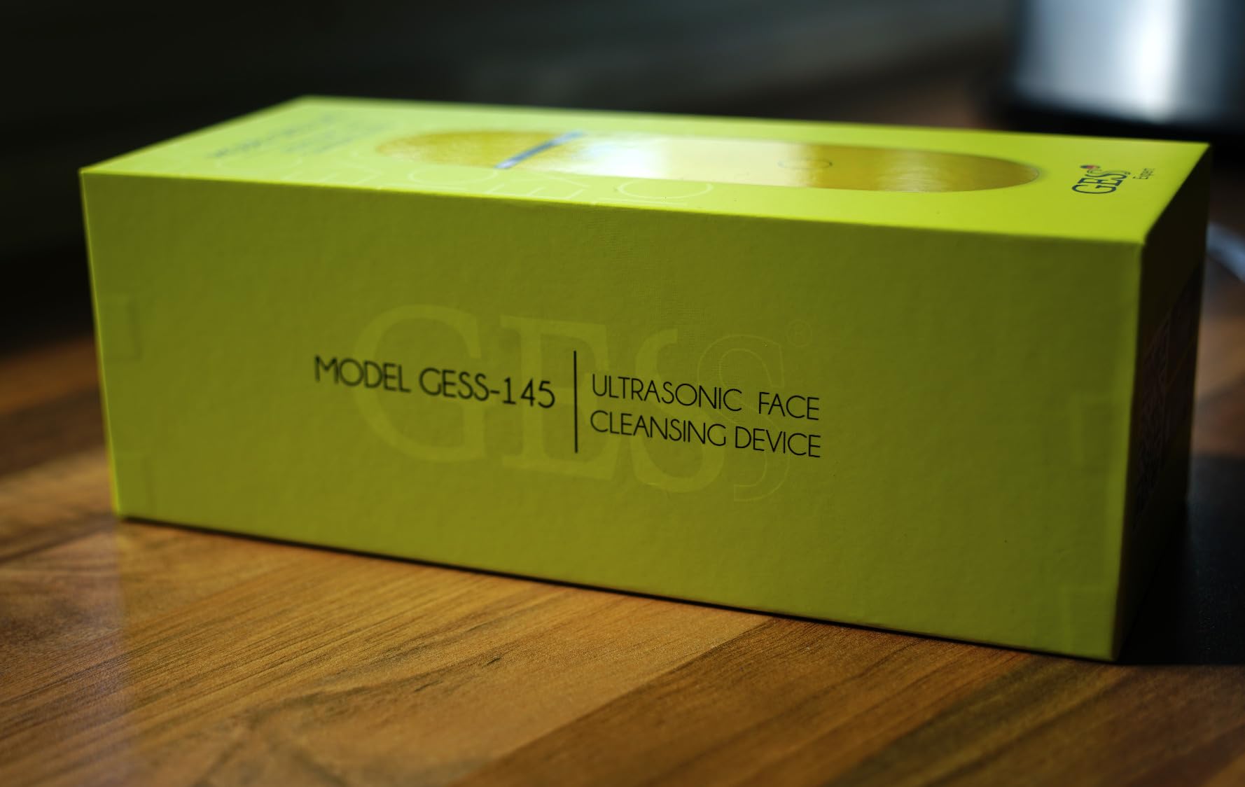 Gess Exotic Ultraschall Gesichtsgerät Lifting Anti-Aging reife Haut