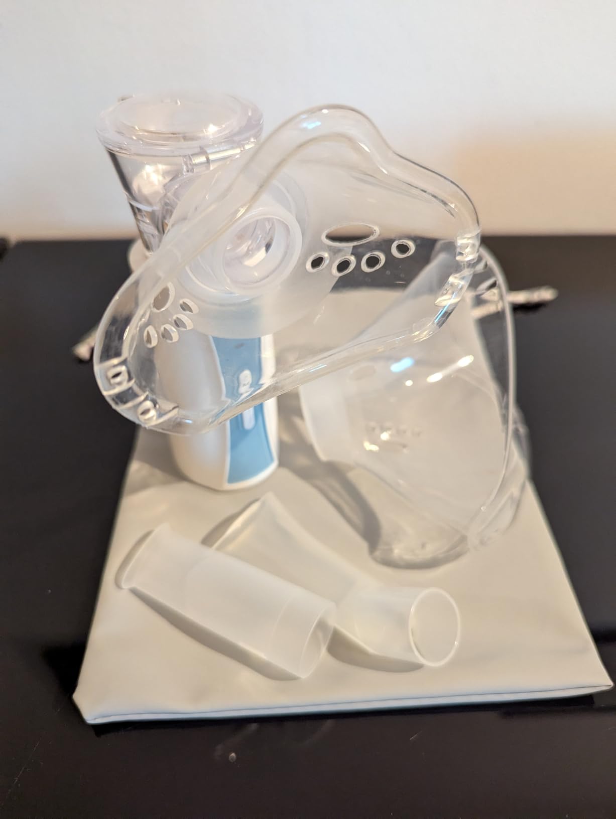 NIKYPJ Inhaler Inhalator USB blau-weiß Mesh-Vernebler 1-5 µm