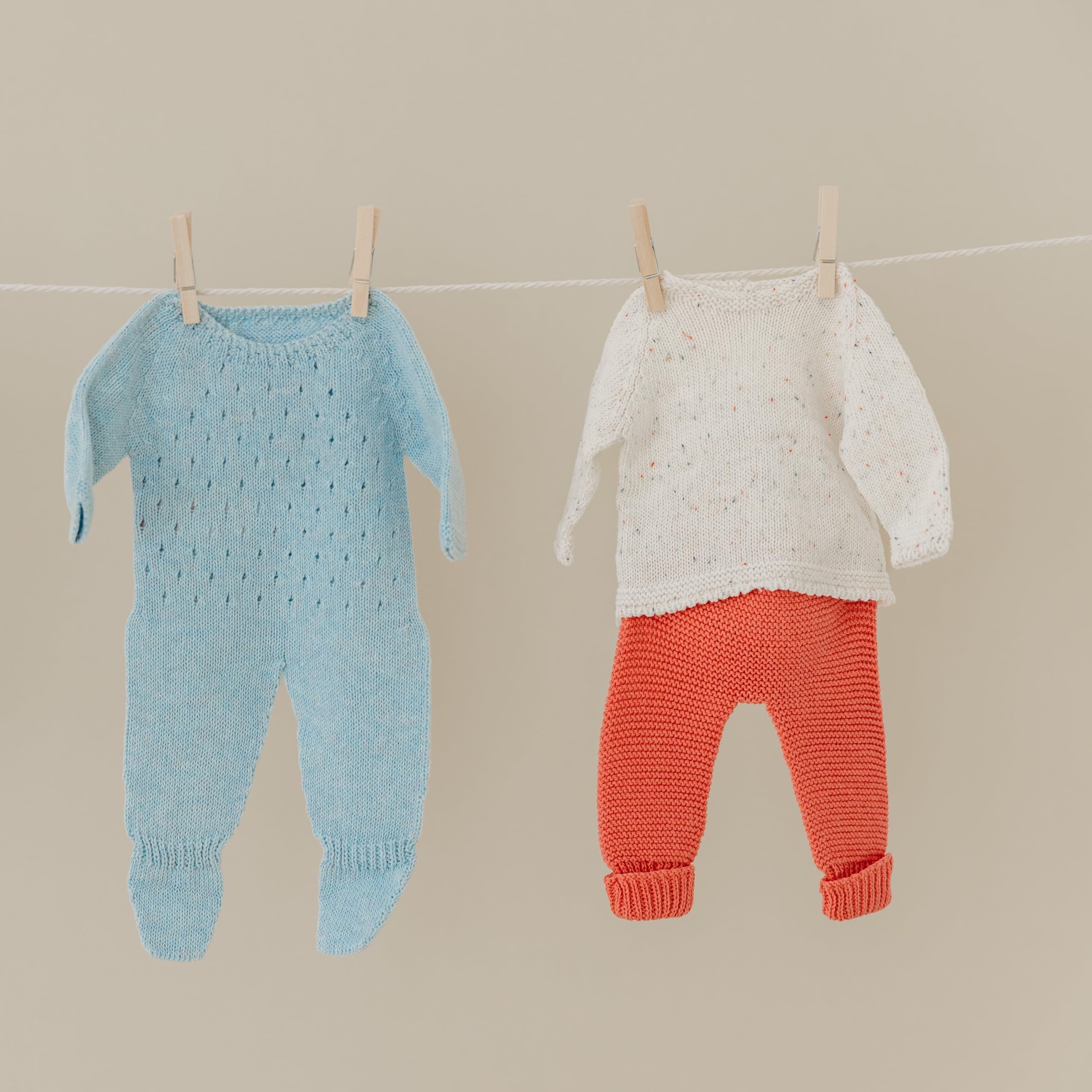 Miniland Dolls Strick Kleiderset 38cm Pullover Hose