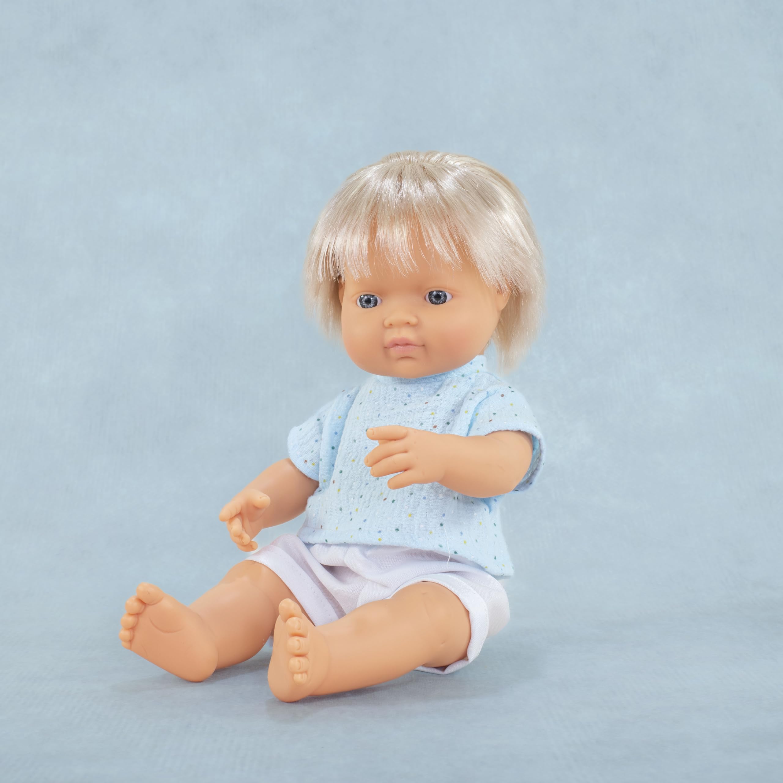 Miniland My Friends & Me Puppe Junge 38 cm mit Kleidung