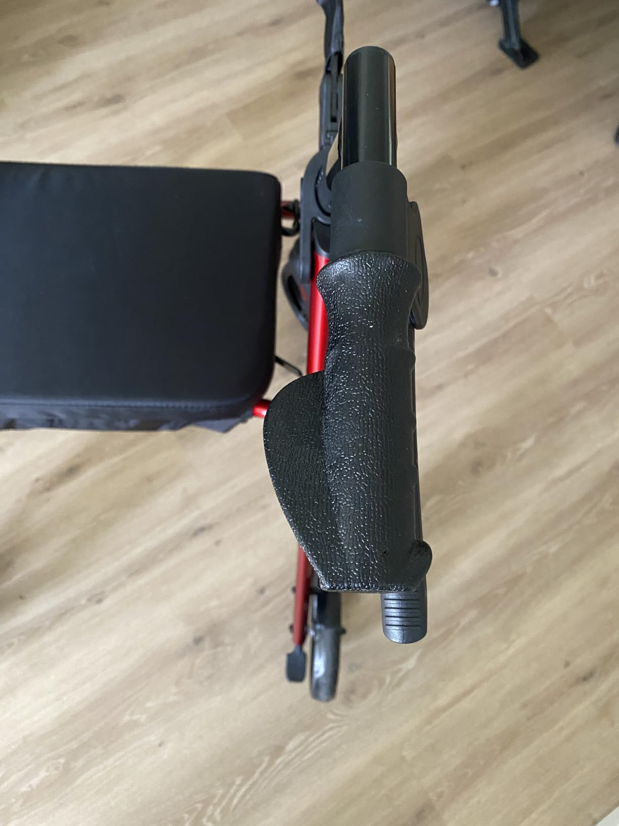 maxErgo Rollator Silber Gehhilfe mit Sitz 8 Zoll Räder