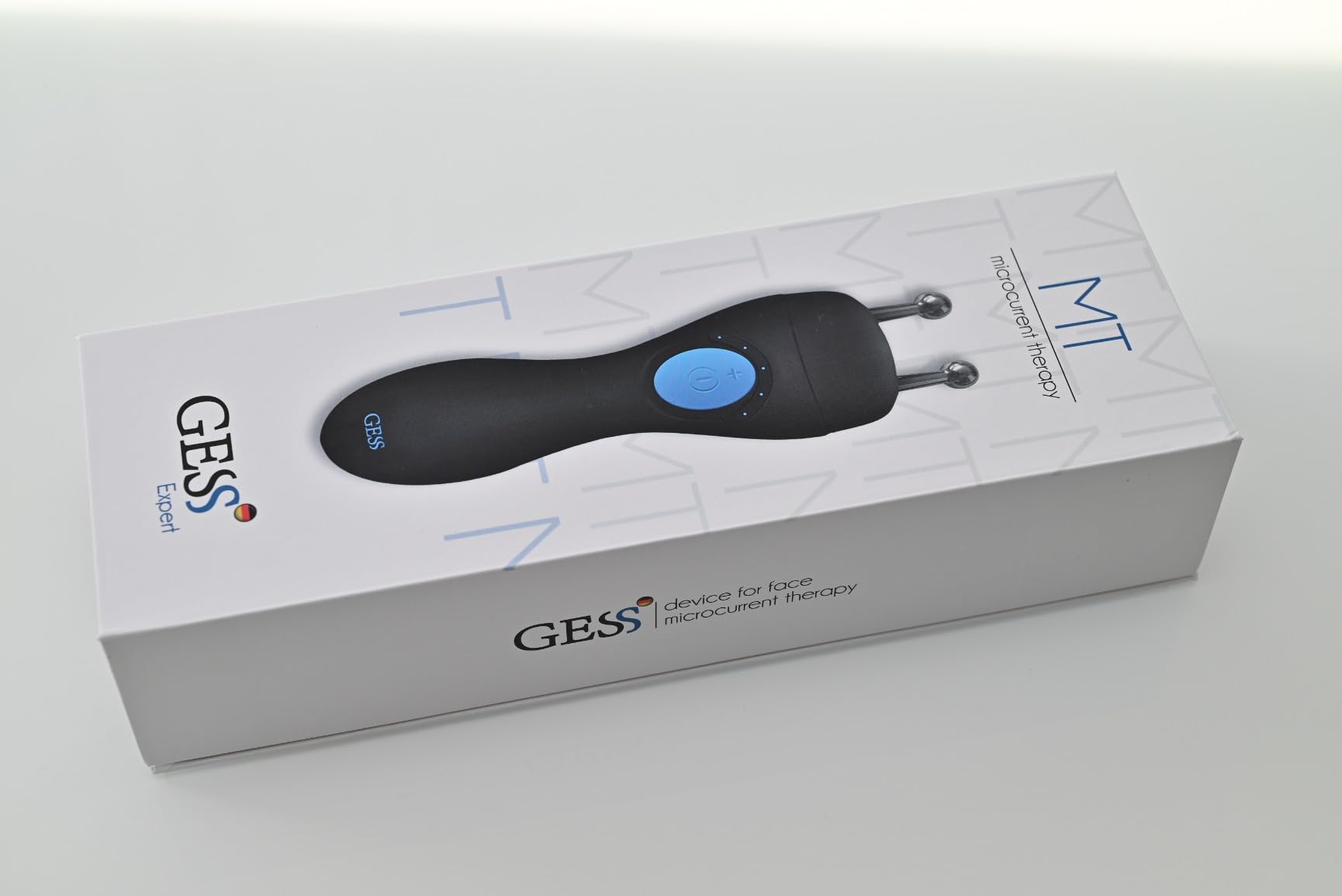GESS MT Mikrostrom Gesichtsmassagegerät EMS Anti-Aging Batterie