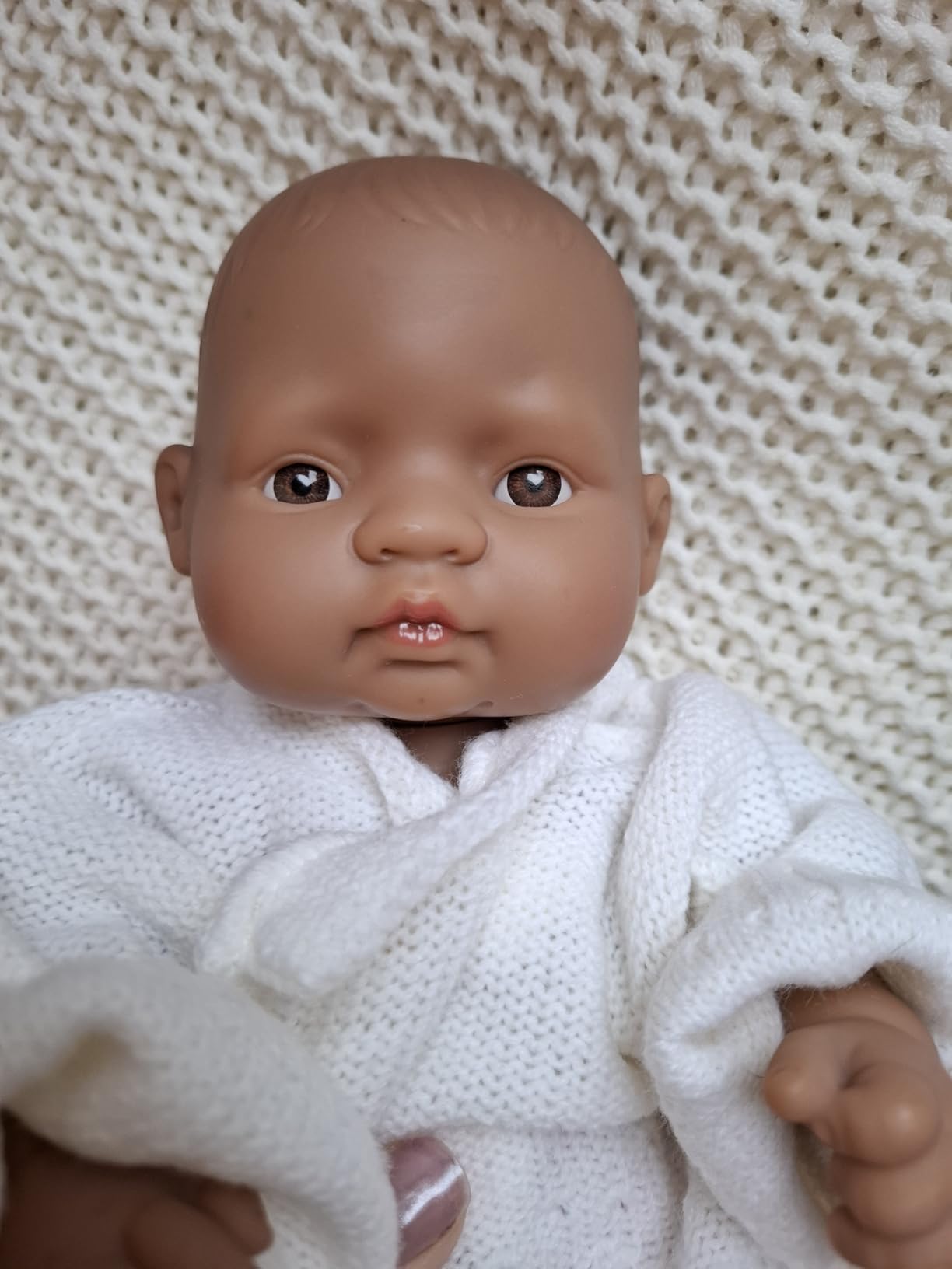 Miniland 31034 Babypuppe Afrikanisches Mädchen 32 cm