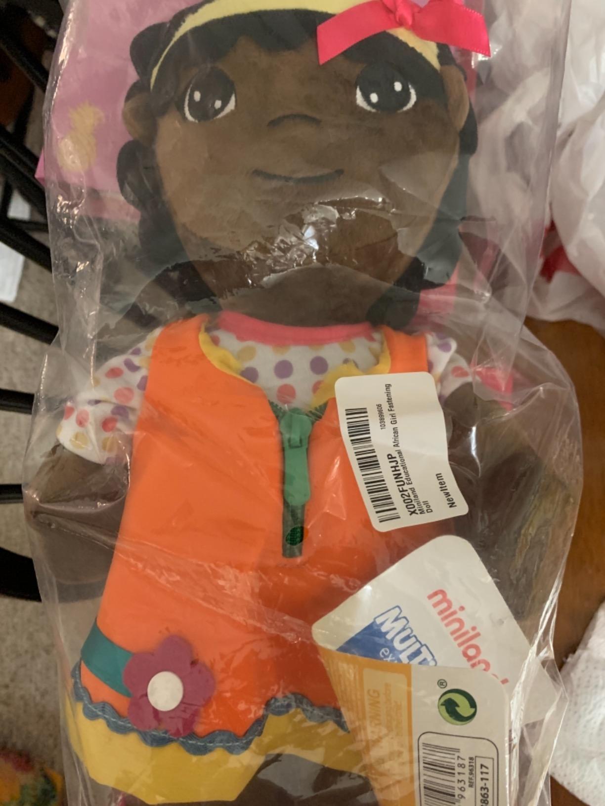 Miniland Diversity Stoffpuppe Afrikanisches Mädchen 40cm Anzieh