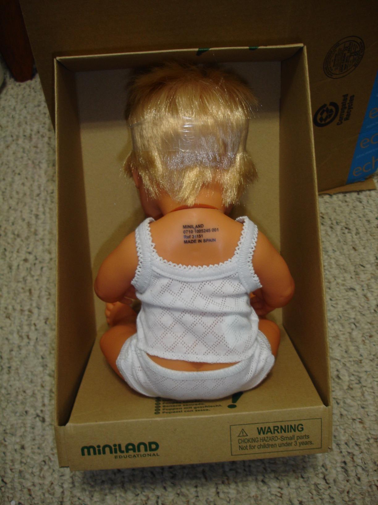 Miniland 31151 Baby Puppe 38 cm Europäischer Junge anatomisch