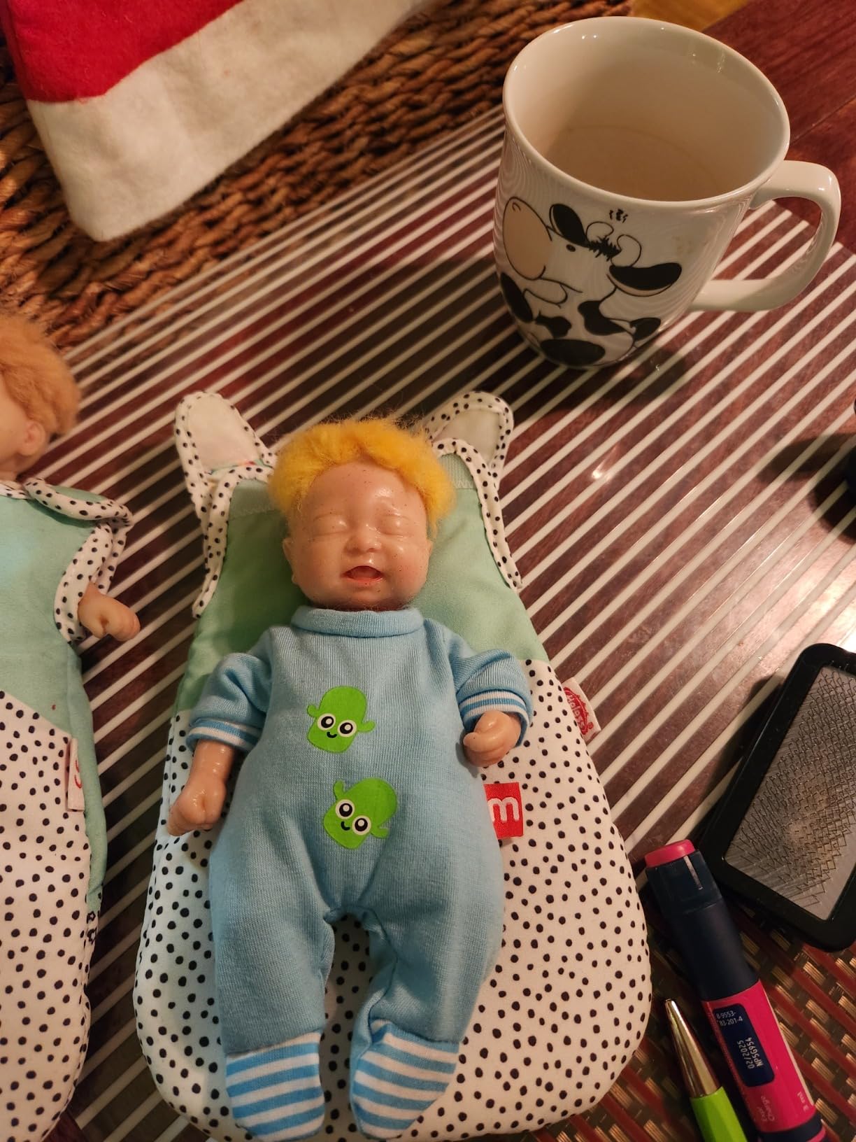 Miniland Puppenkleidung 21cm Blaues Pyjama Schlafmütze