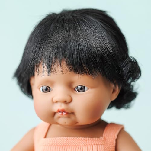 Miniland Colourful Edition Puppe 38 cm Lateinamerikanisch Vanilleduft