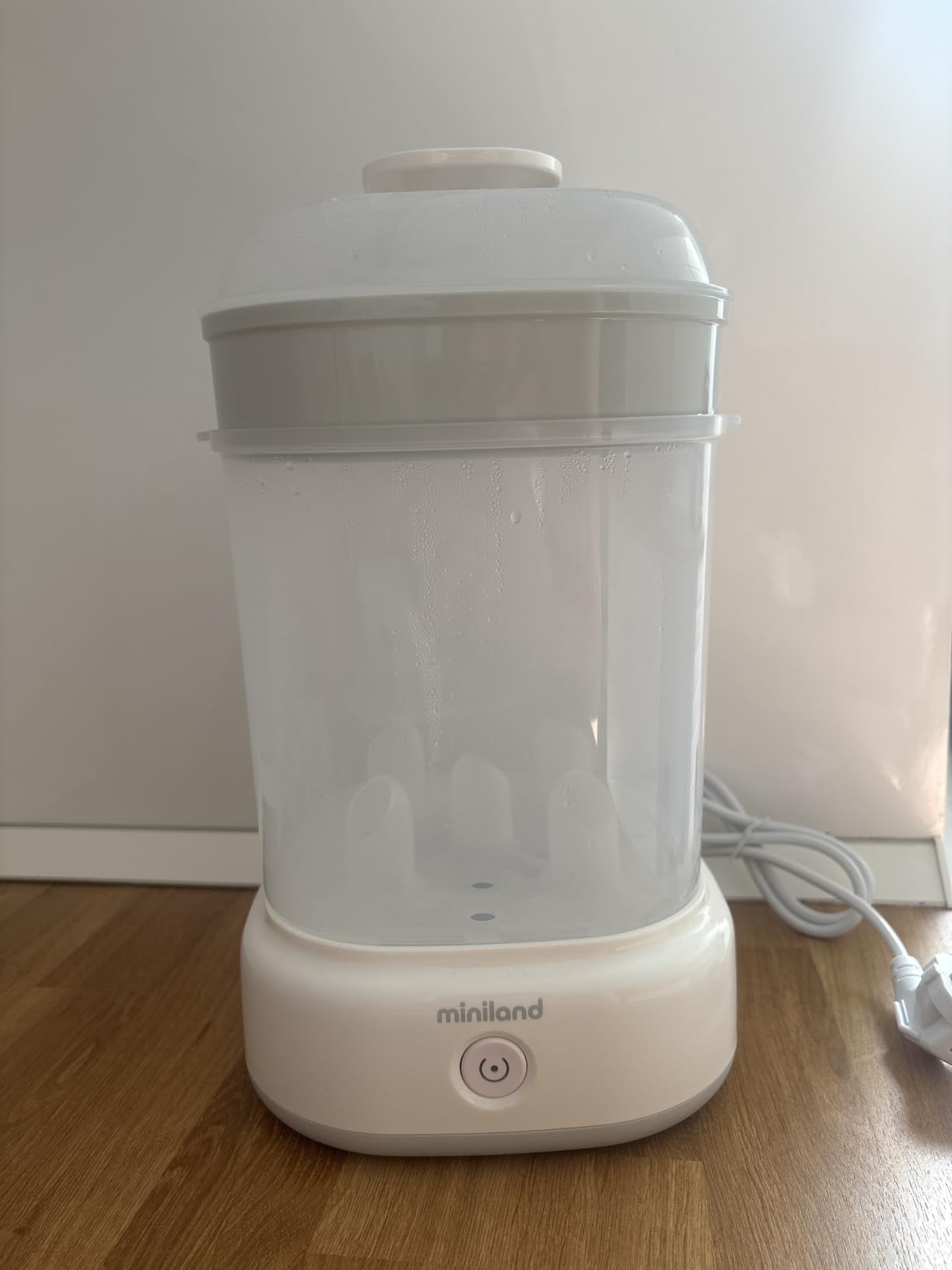 Miniland Mini Steamy Sterilisator weiß für Babyflaschen