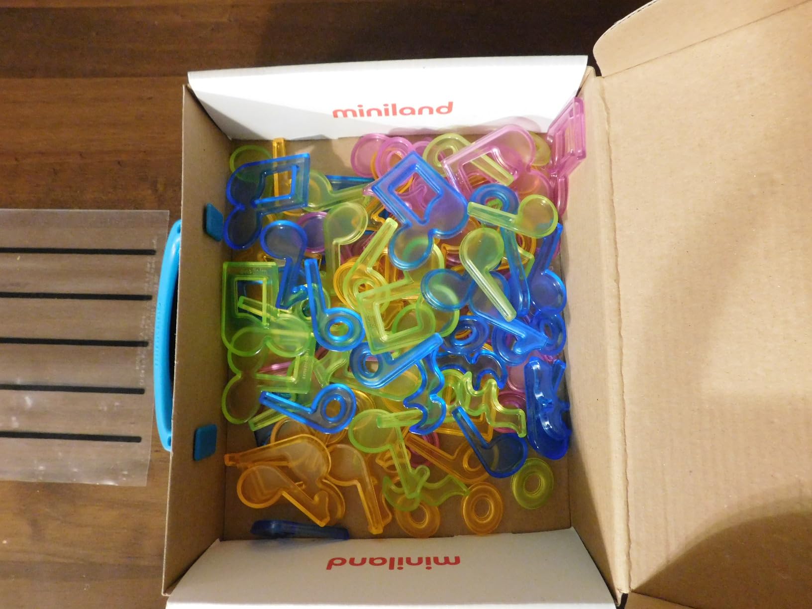 Miniland Musical Counters Leuchttisch Lernspiel 96 Teile