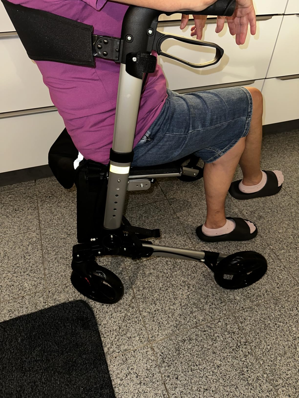Sitwell Aluminium Rollator Faltbar Blau Gehhilfe 136kg