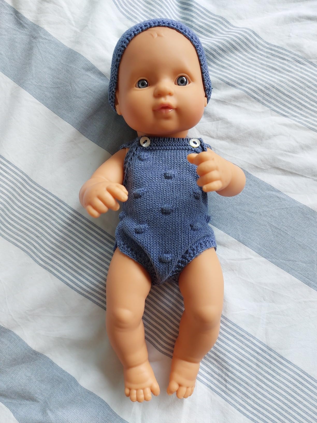 Miniland Dolls Strickset 31655 Strampler Mütze Blau 32cm