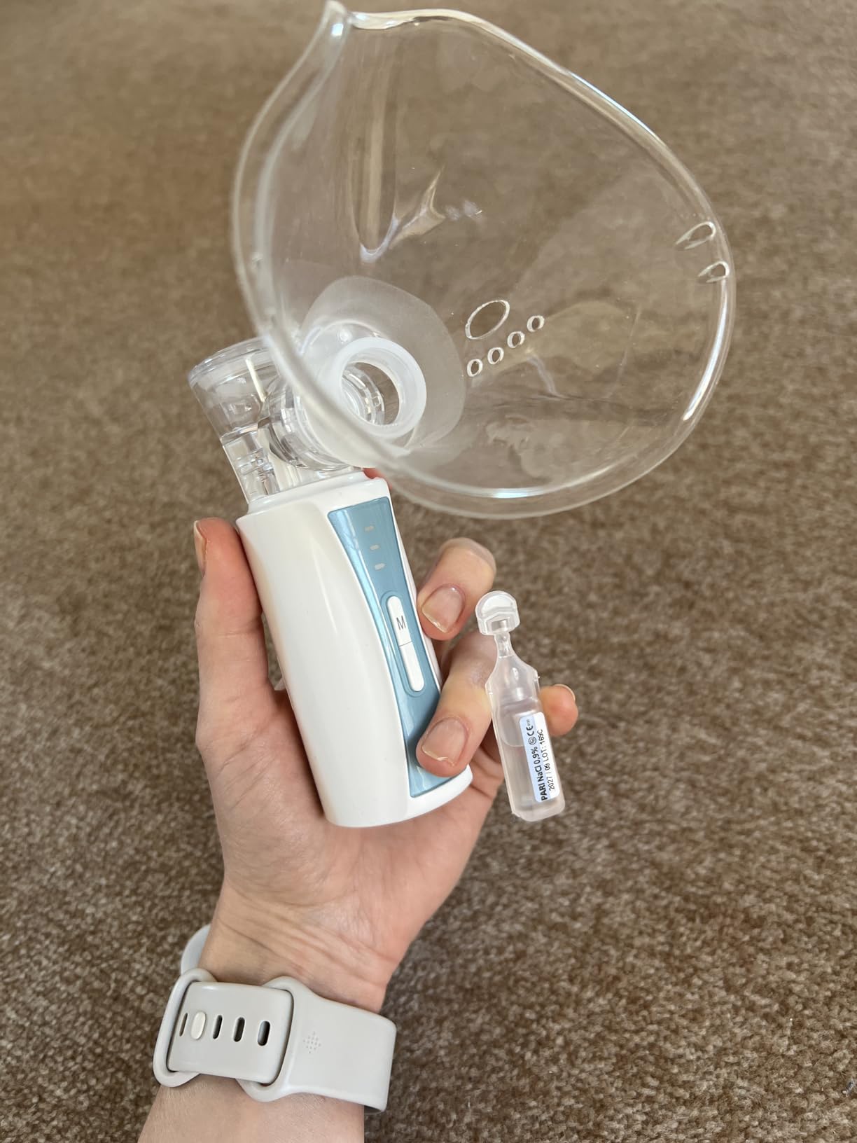 NIKYPJ Inhaler Inhalator USB blau-weiß Mesh-Vernebler 1-5 µm