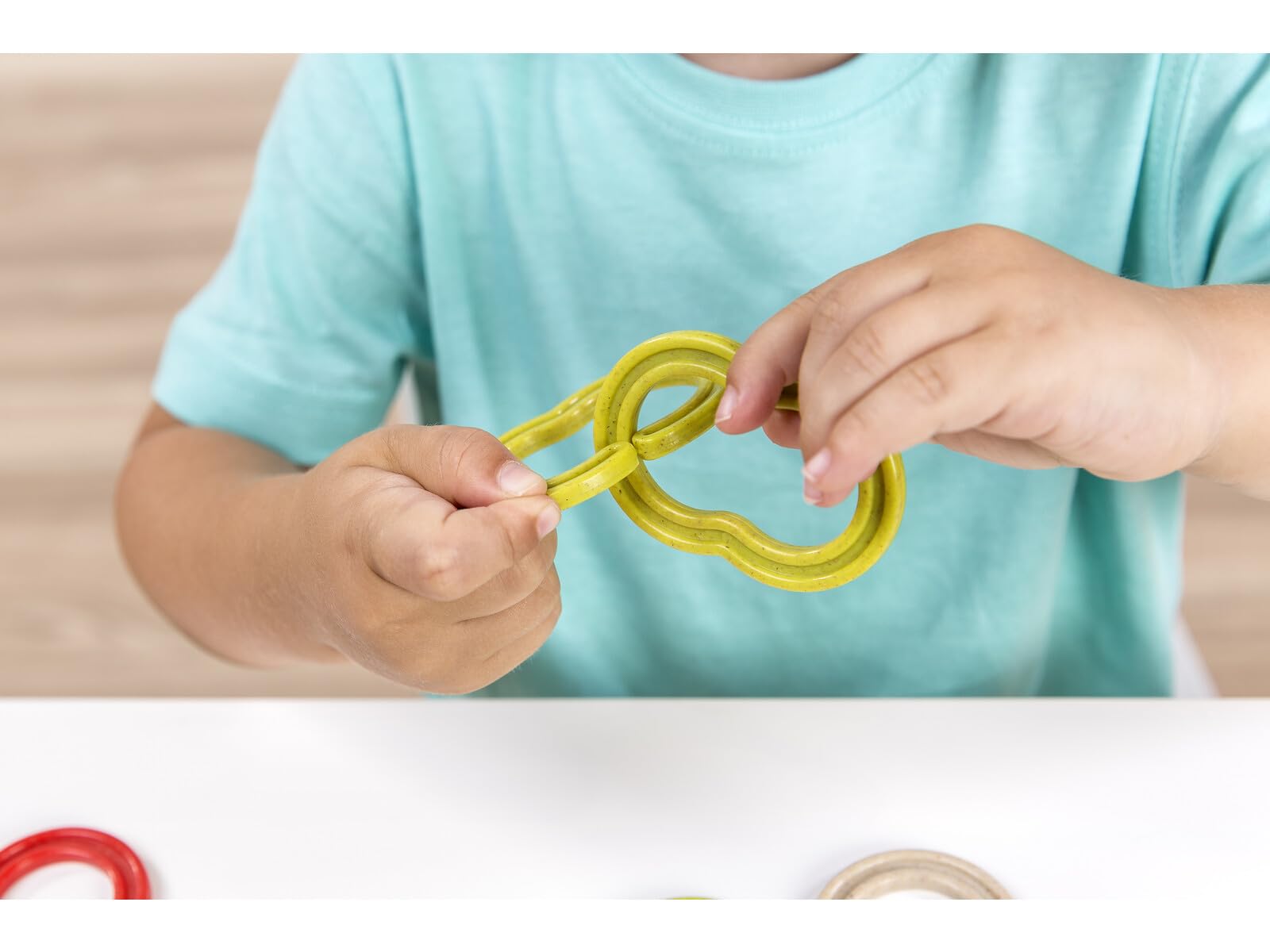 Miniland ECO Chains Kettenspiel Feinmotorik 48-teilig