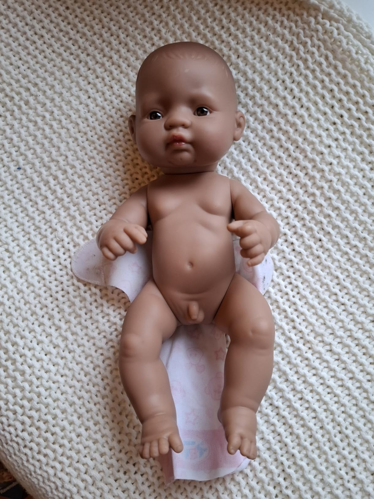 Miniland 31034 Babypuppe Afrikanisches Mädchen 32 cm