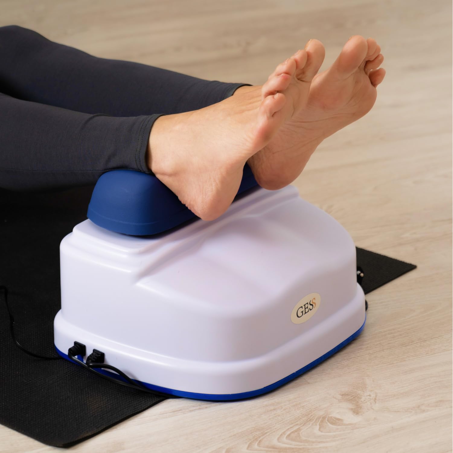 GESS Healthy Spine Swing Massagegerät GESS-080 weiß
