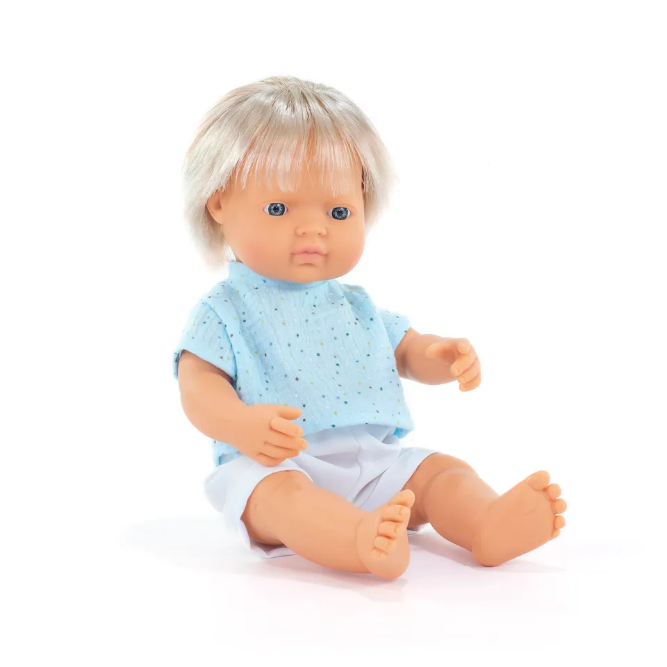 Miniland My Friends & Me Puppe Junge 38 cm mit Kleidung
