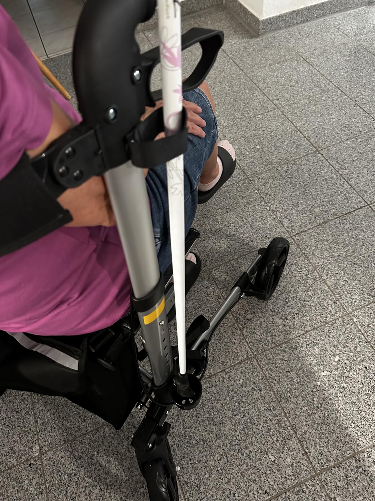 Sitwell Aluminium Rollator Faltbar Blau Gehhilfe 136kg