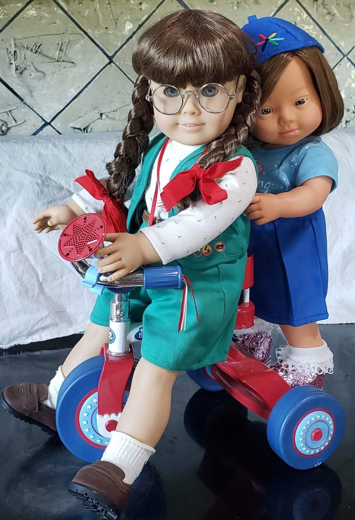 Miniland Babypuppe Mädchen 38cm Downsyndrom 31174 Vinyl