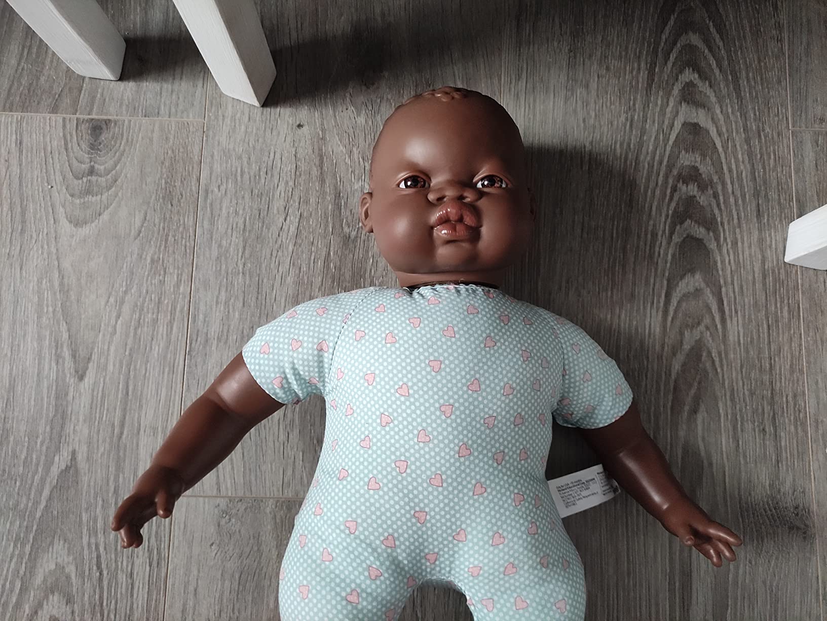 Miniland Babypuppe 40cm afrikanisch weicher Stoffkörper Vanilleduft